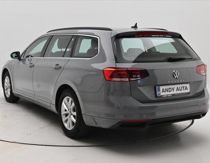 Volkswagen Passat Kombi 2,0 l 110 kw