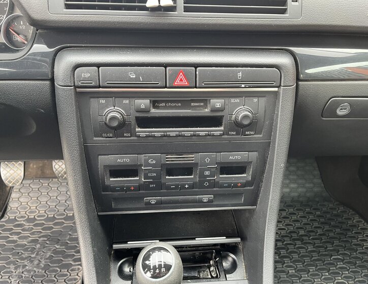 Audi A4 Sedan / Limuzína 1,9 l 74 kw