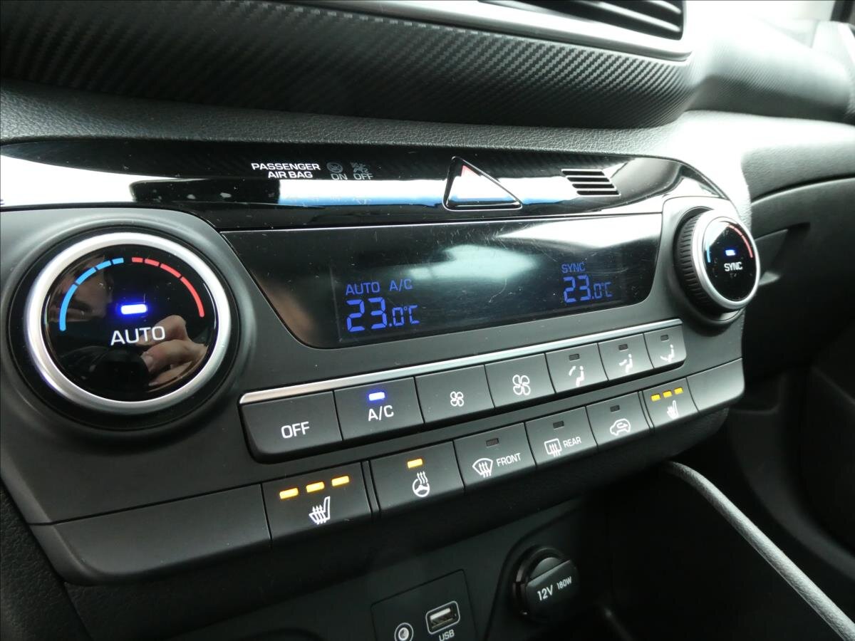 Hyundai Tucson SUV 1,6 l 85 kw