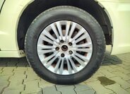 Lancia Voyager MPV 2,8 l 120 kw