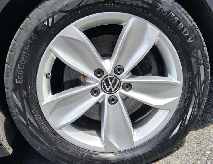 Volkswagen Passat 18