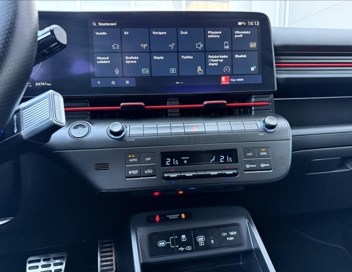 Hyundai Kona SUV / Terénní 0,0 150 kw