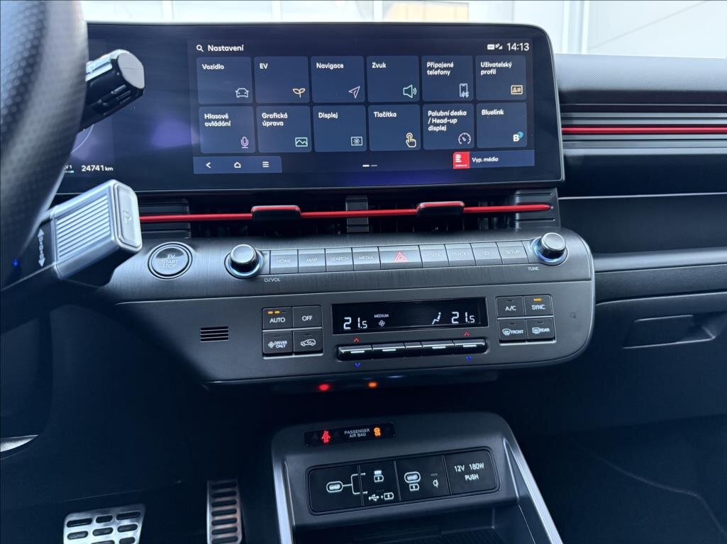 Hyundai Kona SUV / Terénní 0,0 150 kw