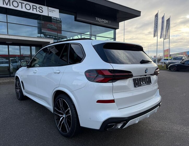 BMW X5 SUV / Terénní 3,0 l 250 kw