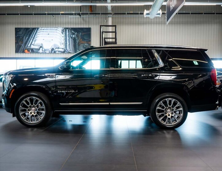 GMC Yukon SUV 6,2 l 313 kw