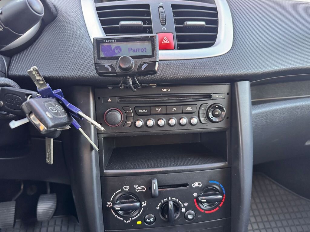 Peugeot 207 Kombi 1,4 l 70 kw