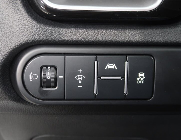 KIA XCeed CUV 1,5 l 103 kw