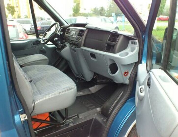 Ford Transit 10