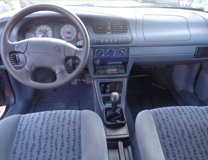 Škoda Felicia Hatchback 1,6 l 55 kw