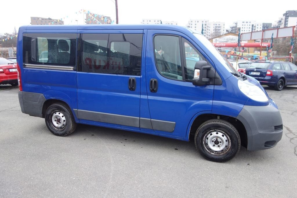 Peugeot Boxer Kombi 3,0 l 116 kw