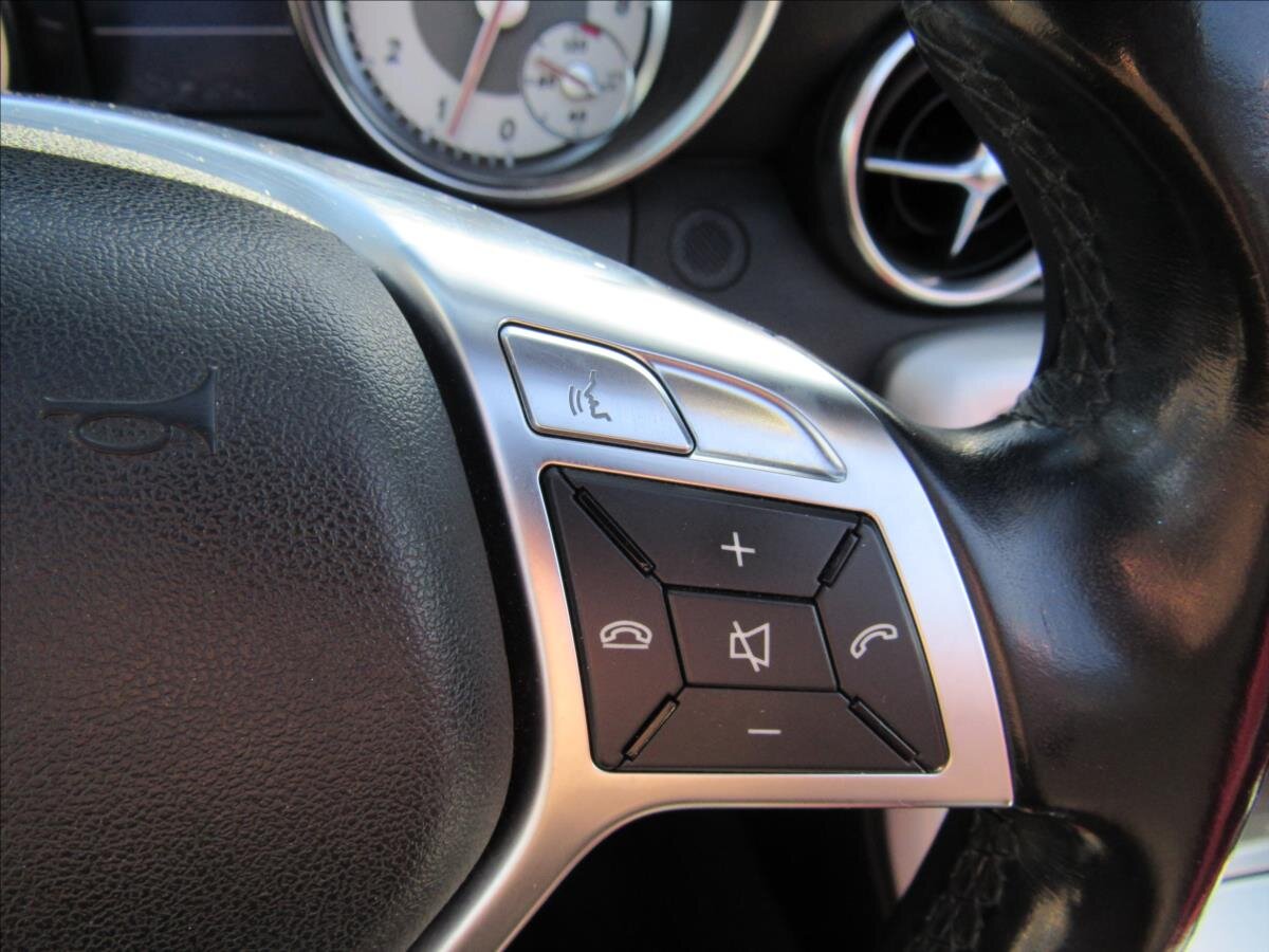 Mercedes-Benz SLK Kabriolet 1,8 l 135 kw