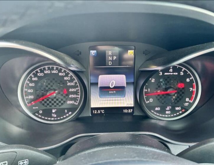 Mercedes-Benz GLC SUV / Terénní 3,0 l 270 kw