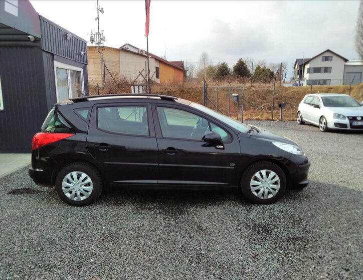 Peugeot 207 Kombi 1,4 l 70 kw