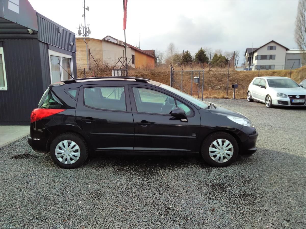 Peugeot 207 Kombi 1,4 l 70 kw