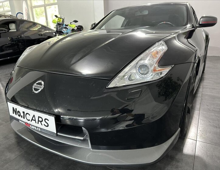 Nissan 370 Z 27