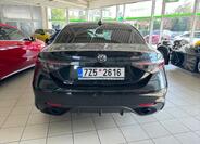 Alfa Romeo Giulia 5