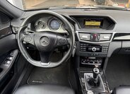 Mercedes-Benz Třídy E Kombi 2,1 l 100 kw