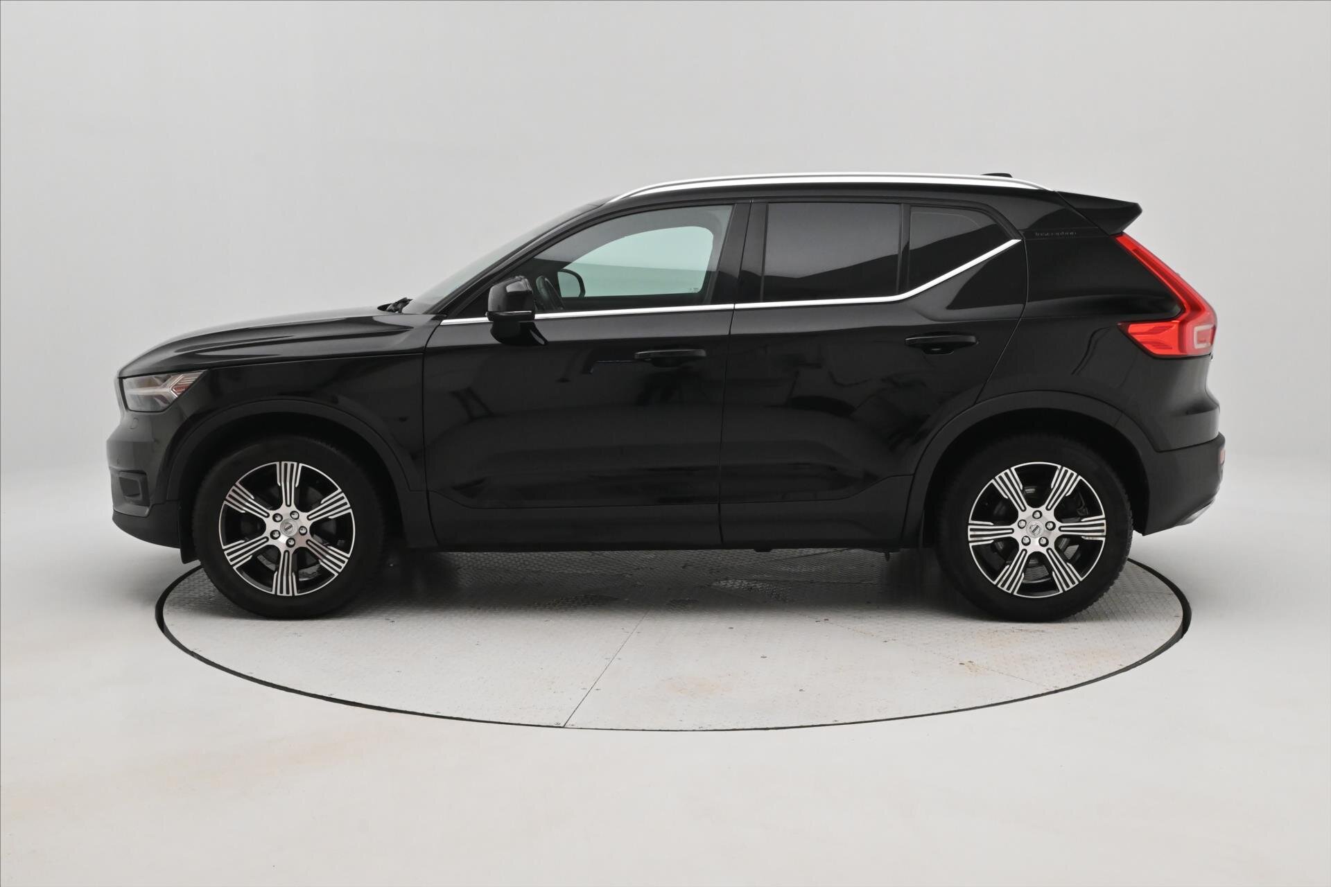 Volvo XC40 SUV 2,0 l 140 kw
