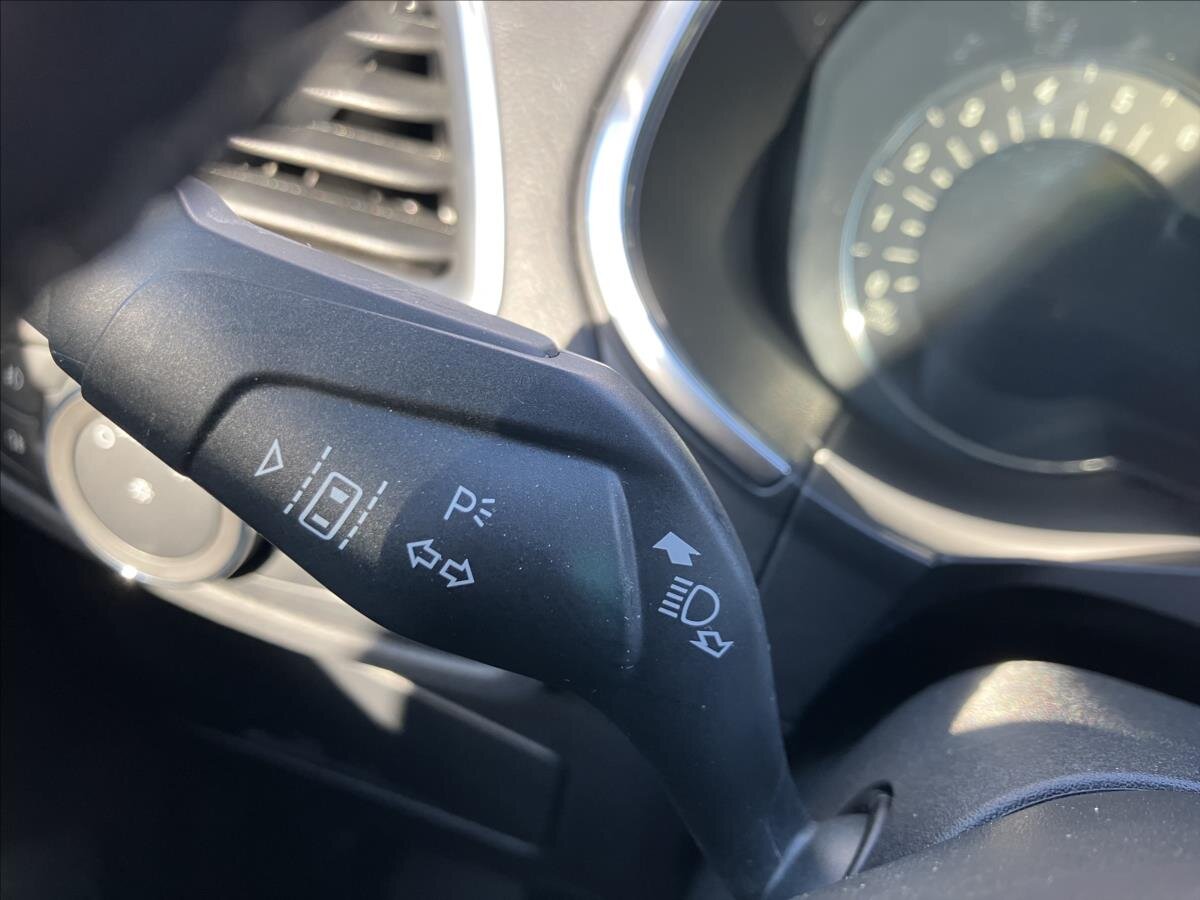 Ford S-MAX MPV 2,0 l 110 kw