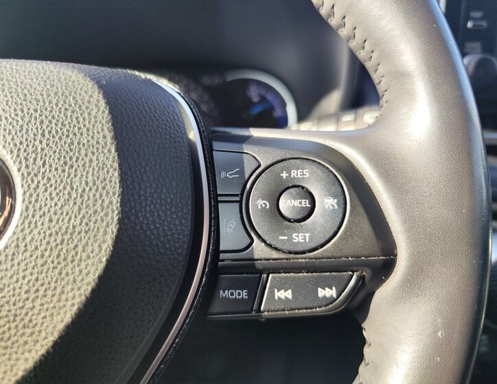 Toyota RAV4 SUV / Terénní 2,5 l 163 kw