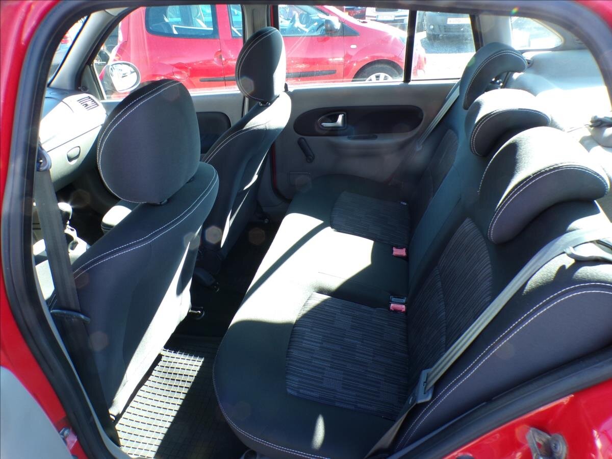 Renault Thalia Sedan / Limuzína 1,1 l 55 kw