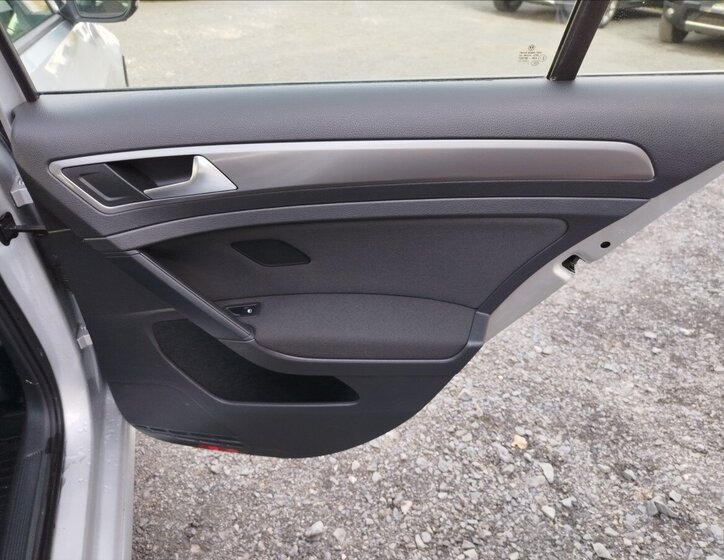 Volkswagen Golf Hatchback 1,4 l 90 kw