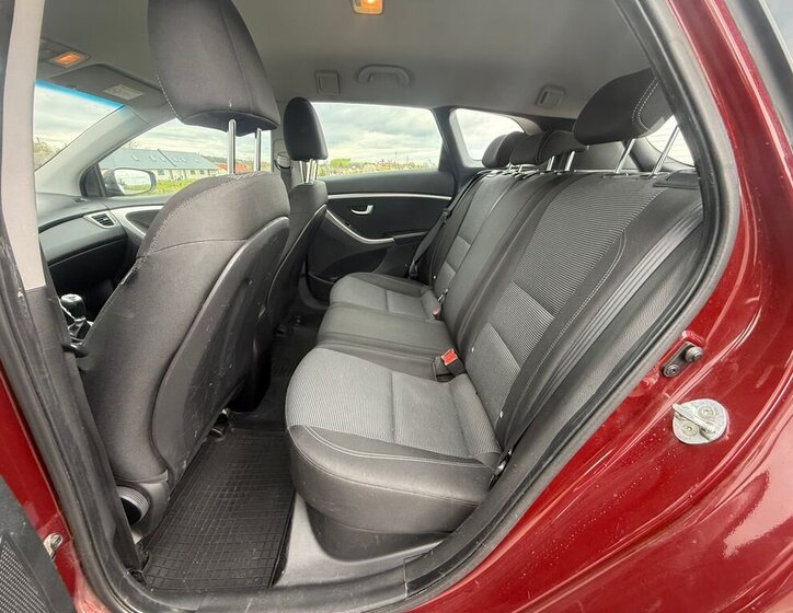 Hyundai i30 Kombi 1,6 l 81 kw