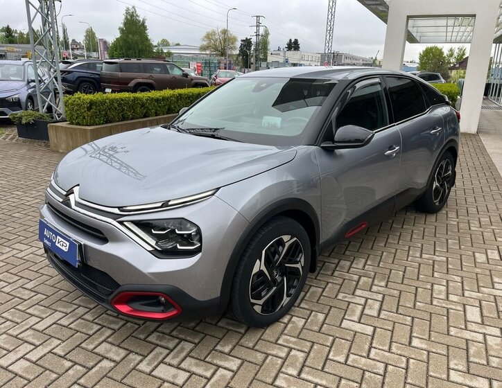 Citroën C4 SUV / Terénní 1,2 l 96 kw
