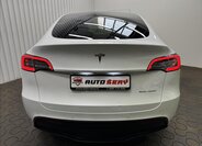 Tesla Model Y 7