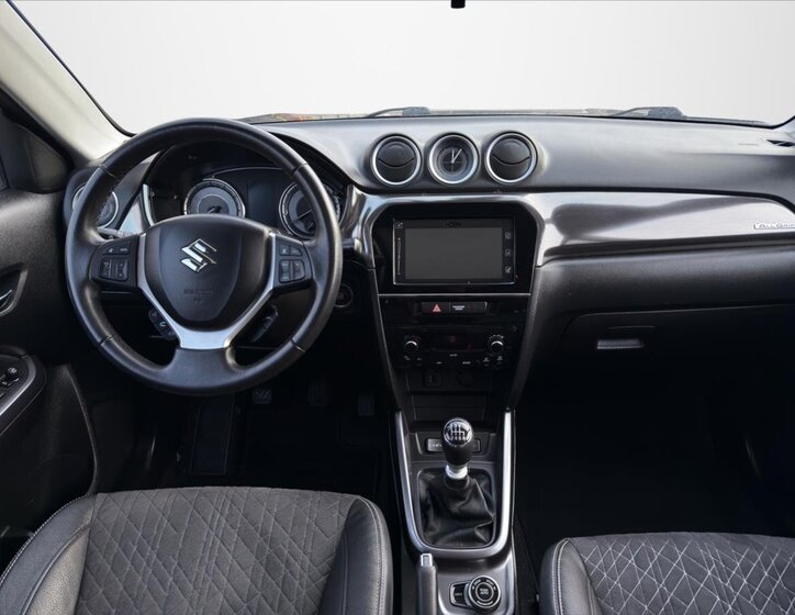 Suzuki Vitara SUV 1,4 l 103 kw