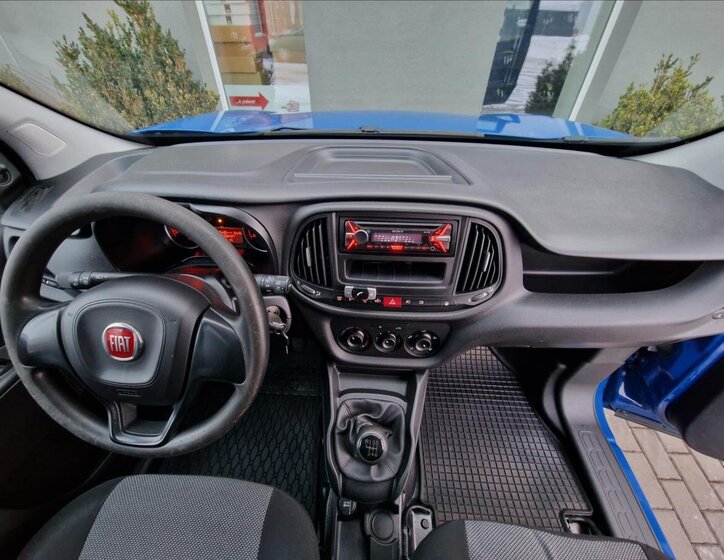 Fiat Dobló cargo Skříň 1,4 l 88 kw