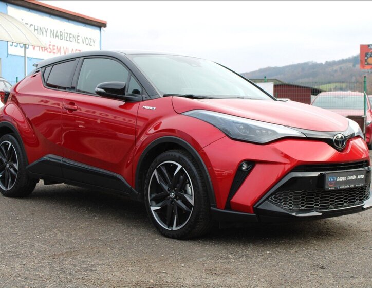 Toyota C-HR 3