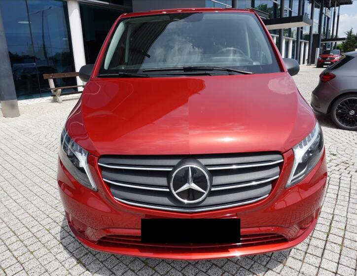 Mercedes-Benz Vito 2