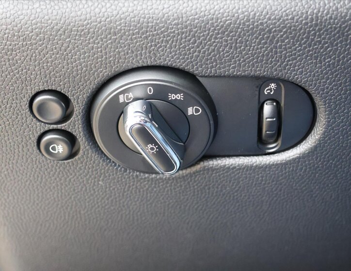 Mini Cooper Hatchback 2,0 l 170 kw