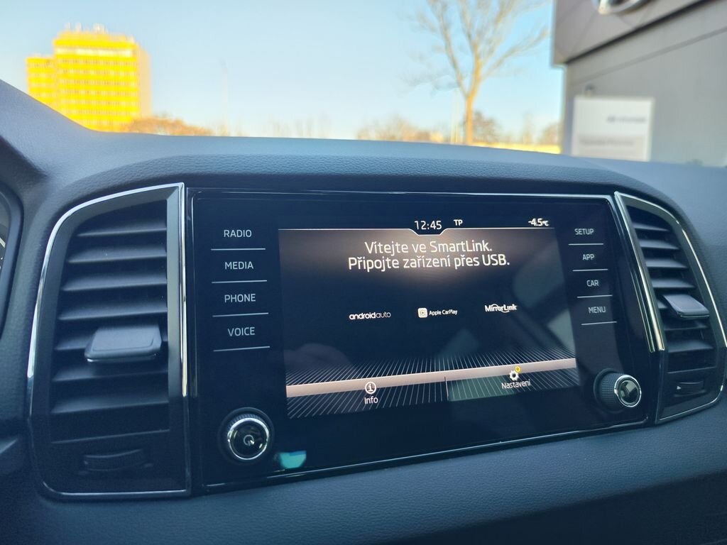 Škoda Karoq SUV 1,5 l 110 kw