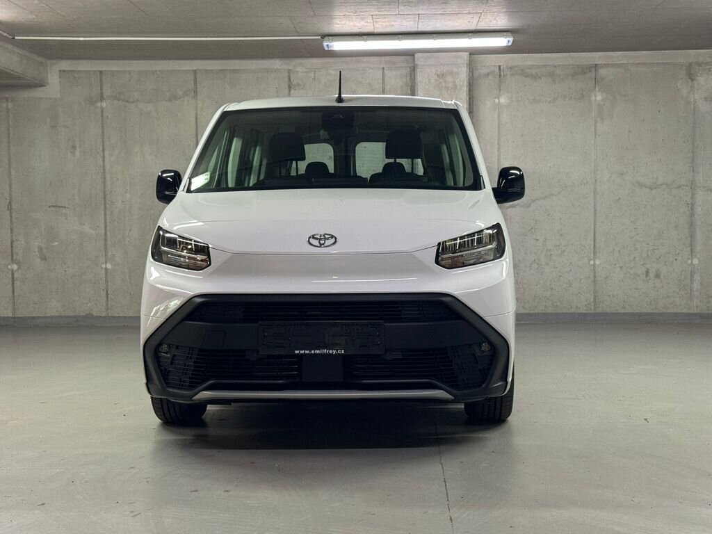 Toyota ProAce City Verso MPV 1,2 l 81 kw