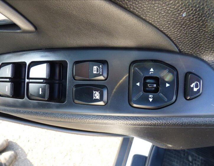 Hyundai ix35 SUV / Terénní 1,6 l 99 kw