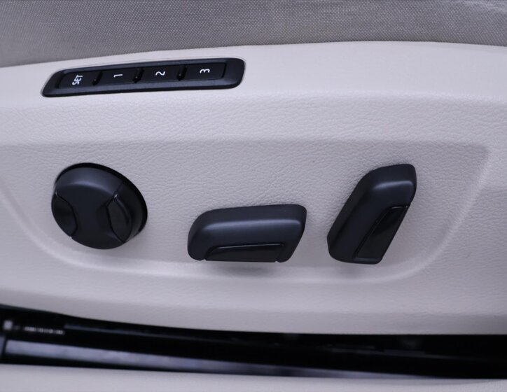 Škoda Superb Liftback 2,0 l 110 kw