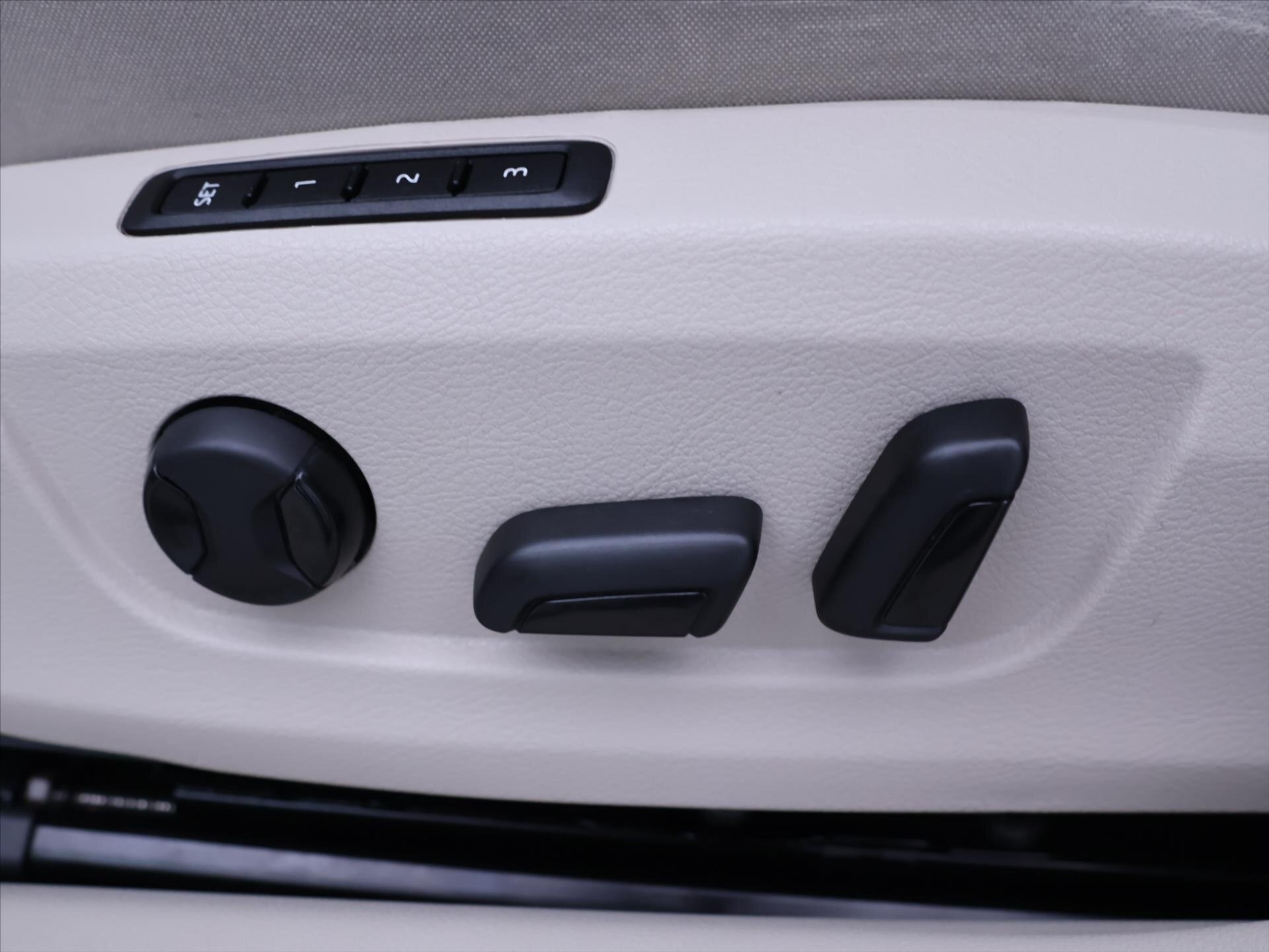 Škoda Superb Liftback 2,0 l 110 kw