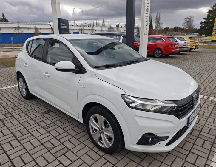 Dacia Sandero Hatchback 999,0 67 kw