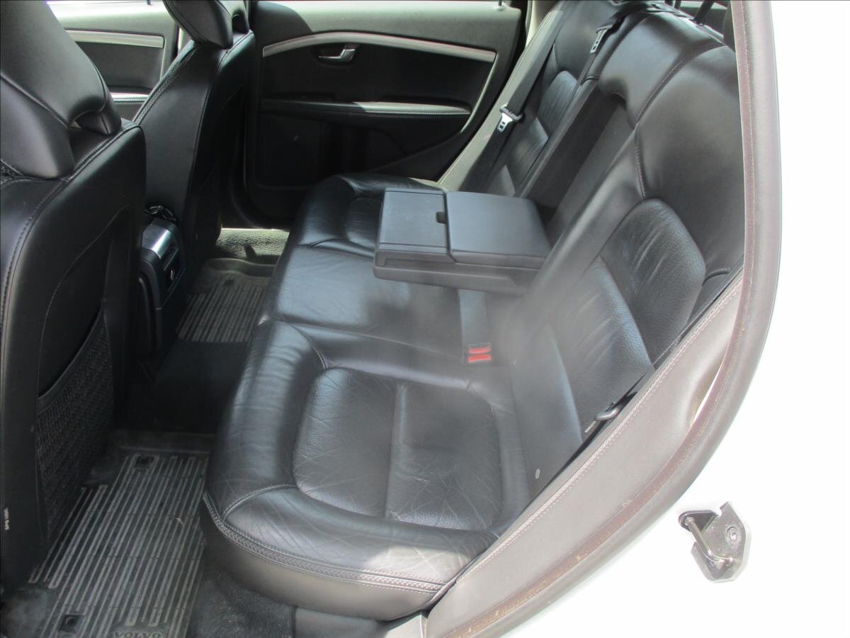 Volvo XC70 Kombi 2,4 l 120 kw