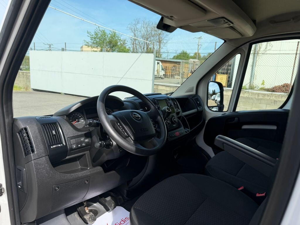 Opel Movano Skříň 2,2 l 121 kw