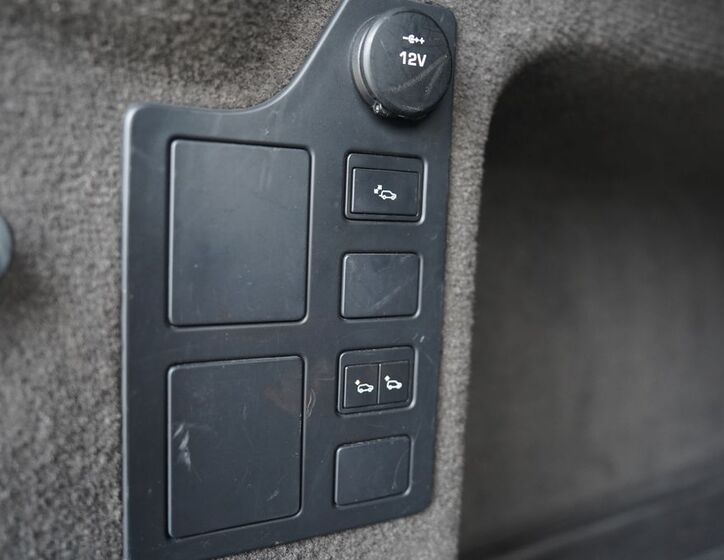 Land Rover Discovery 15