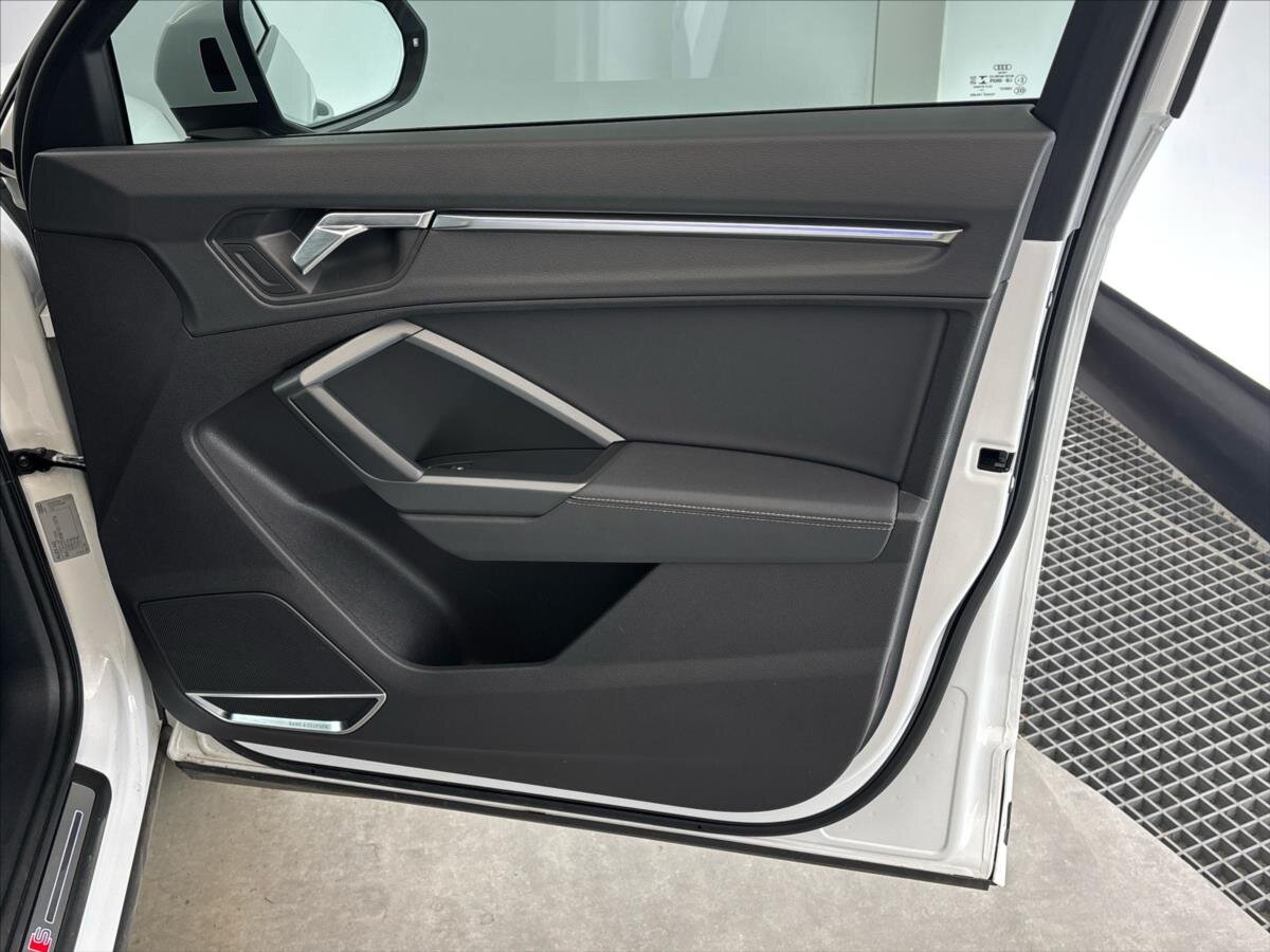 Audi Q3 SUV / Terénní 2,0 l 140 kw