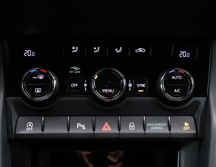 Škoda Karoq SUV / Terénní 2,0 l 110 kw