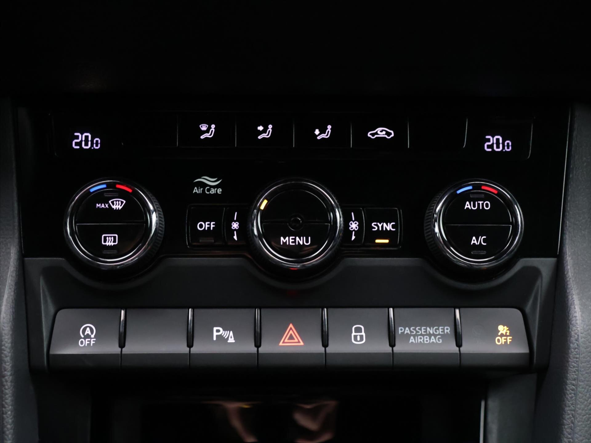 Škoda Karoq SUV / Terénní 2,0 l 110 kw