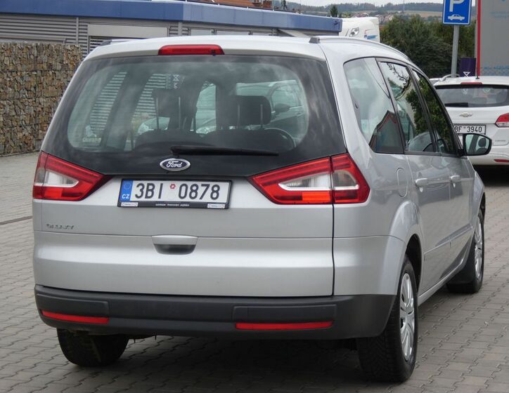 Ford Galaxy 10