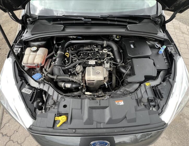 Ford Focus Kombi 999,0 92 kw