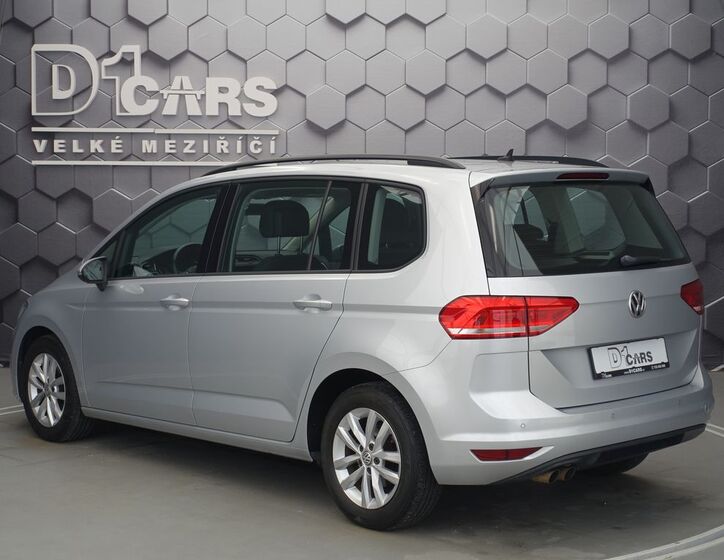 Volkswagen Touran 2