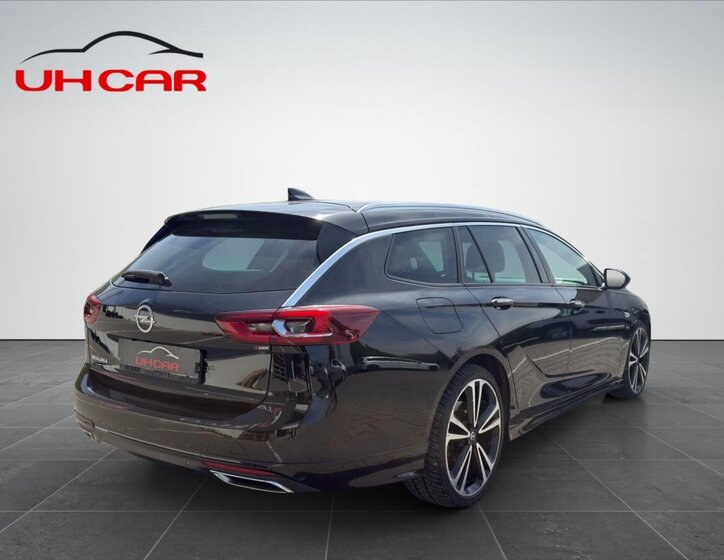 Opel Insignia Kombi 2,0 l 154 kw